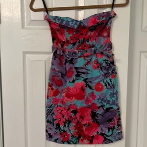 H&M colorful strapless dress